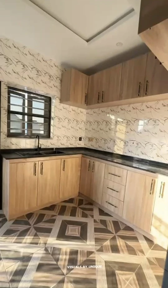 2 Bedroom Flat for Rent in Across City Gate, Delta - Image 3