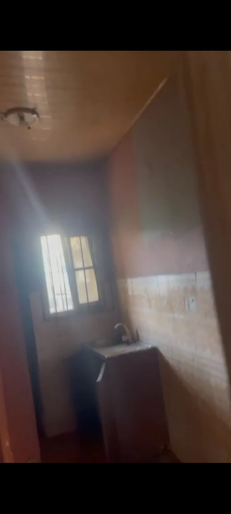 1 Bedroom Flat for Rent in Okpanam road bypass, Delta - Image 1