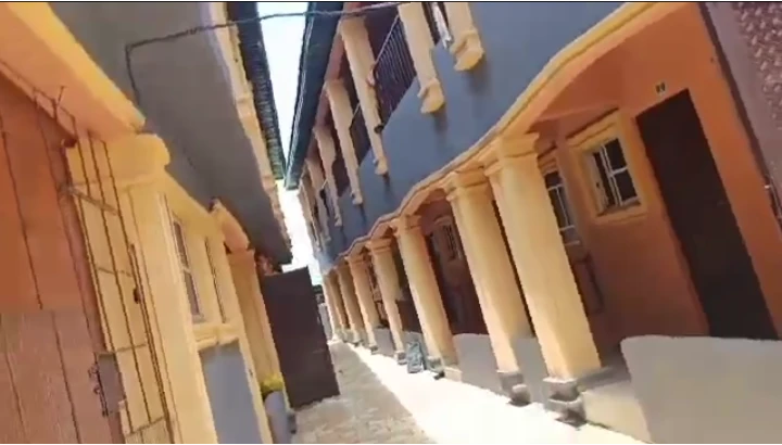 SelfContain for Sale in Infant Jesus, Delta cover picture