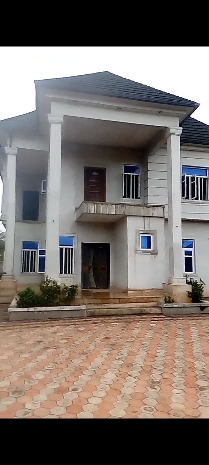 Duplex for Sale in Behind Destiny hotel, Delta cover picture