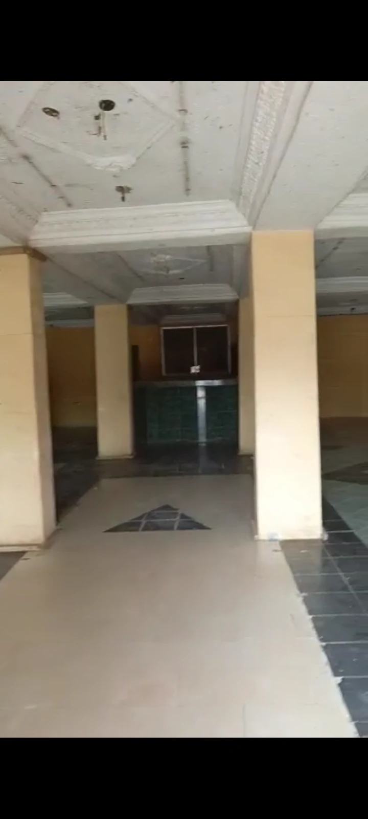 Store for Rent in Nnebisi road, Delta cover picture