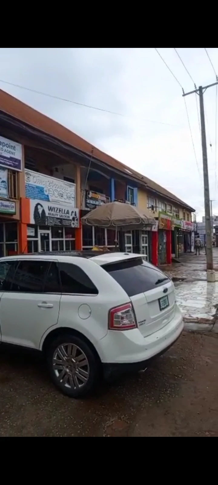 Plaza for Sale in Okpanam road, Delta cover picture