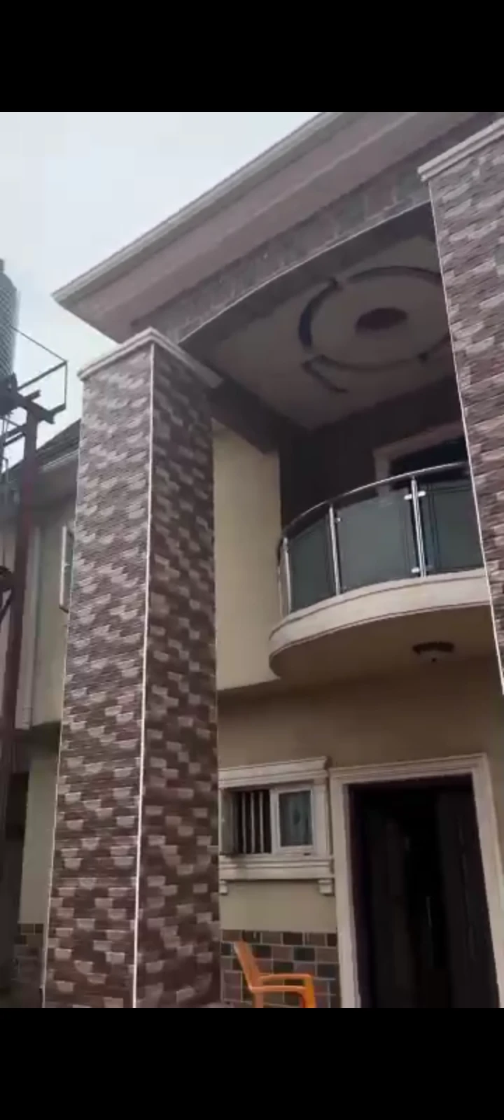 Duplex for Sale in Okpanam road, Delta cover picture