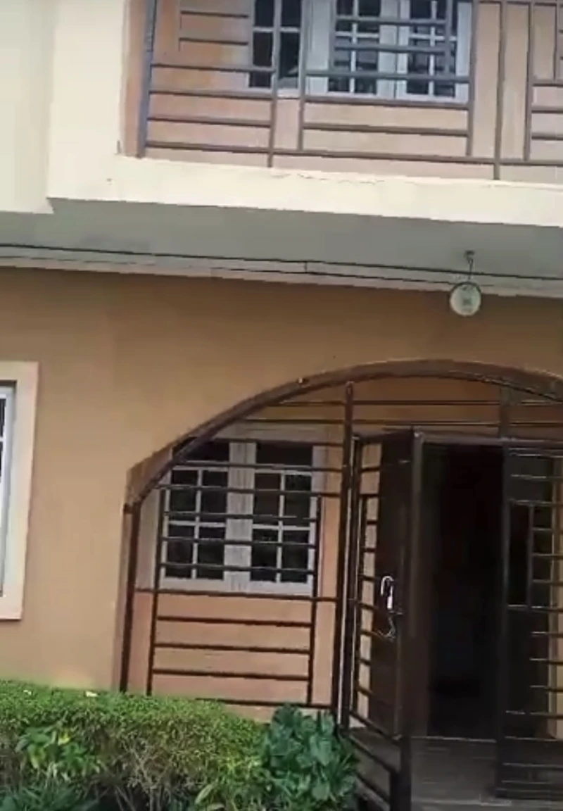 Duplex for Rent in PlamGrove, Lagos - Image 1