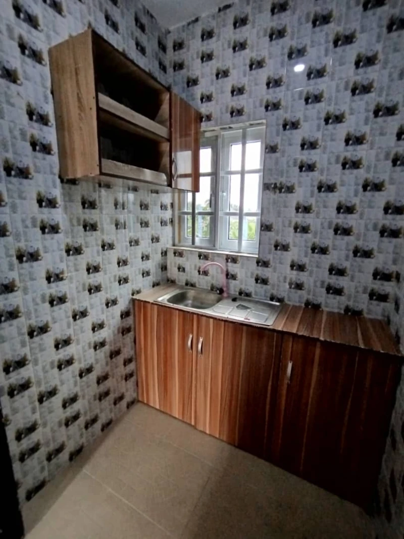 1 Bedroom Flat for Rent in New stadium Road, Akwa Ibom - Image 2