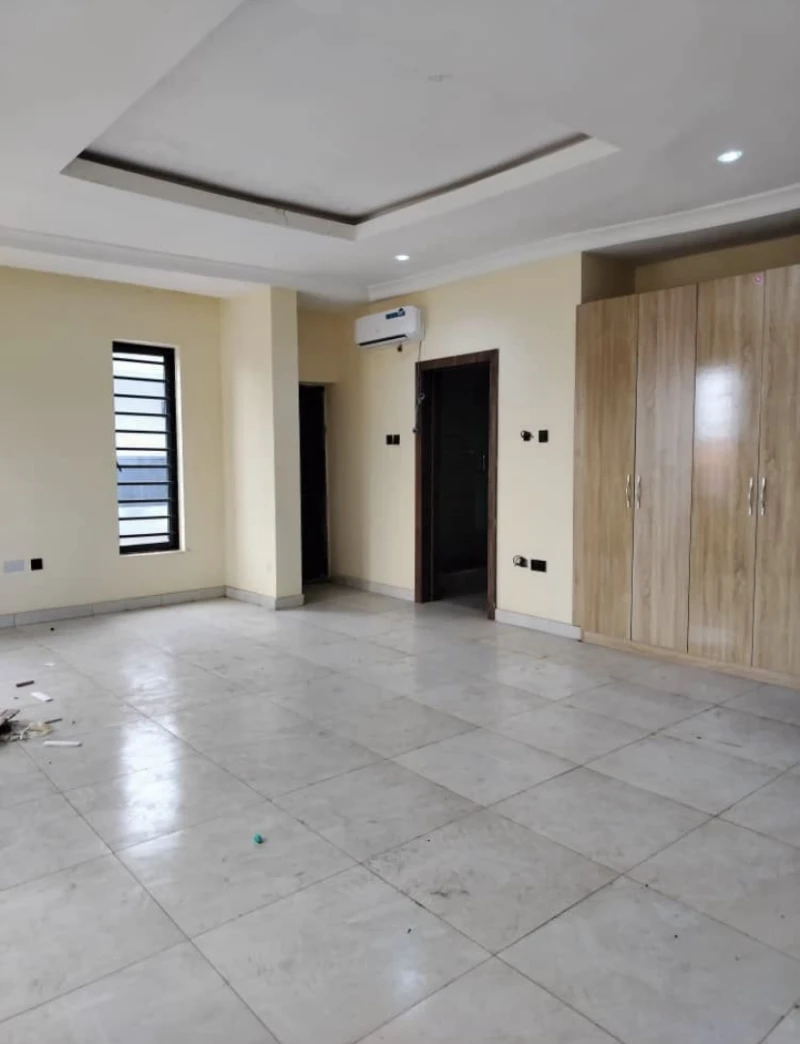 2 Bedroom Flat for Rent in Sabo, Lagos cover picture