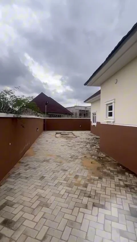 Bungalow for Sale in Centenary, Enugu - Image 3