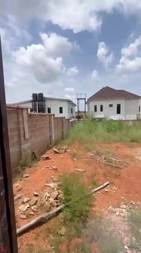 Land for Sale in Heliu Estate, Enugu - Image 5