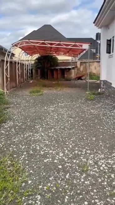 Bungalow for Sale in New haven extension, Enugu - Image 2