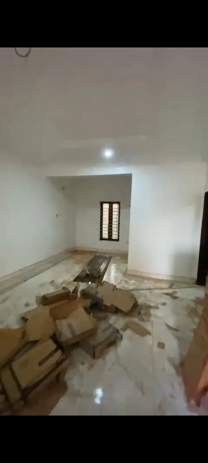 3 Bedroom Flat for Rent in Premier layout, Enugu - Image 1