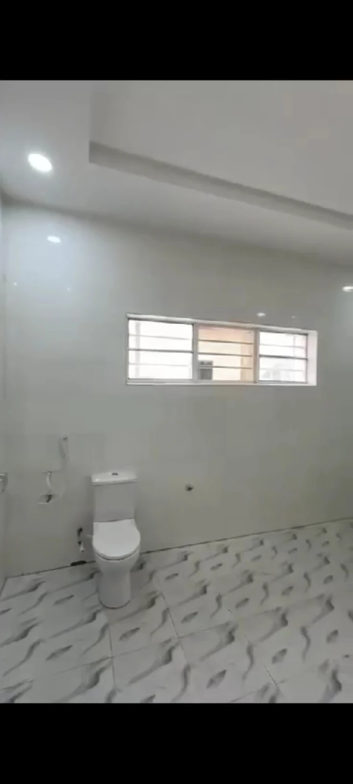 Duplex for Sale in Golf Annex, Enugu - Image 2