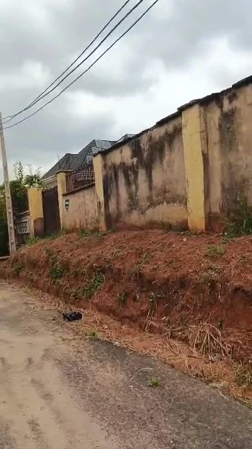 Land for Sale in Thinkers Corner, Enugu - Image 1