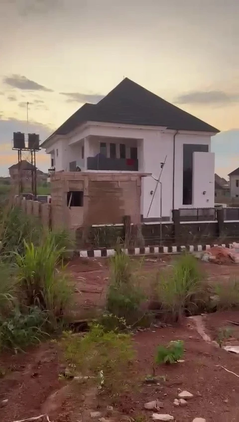 Land for Sale in Heliu Estate, Enugu - Image 1