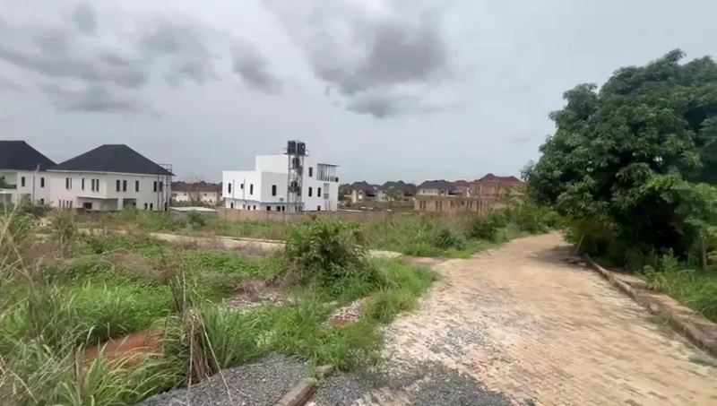 Land for Sale in Thinkers Corner, Enugu - Image 3