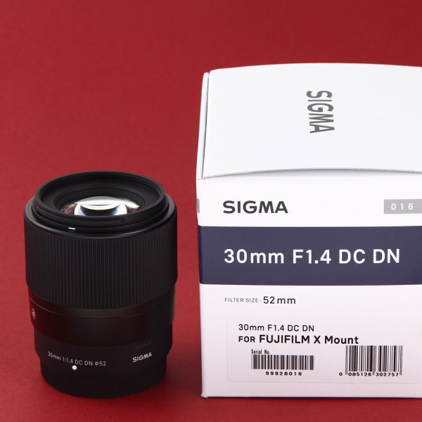 Sigma 30mm F1.4 DC DN z bagnetem do Fujifilm X