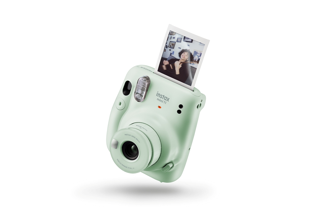 Fujifilm Instax Mini 11 Green Hero