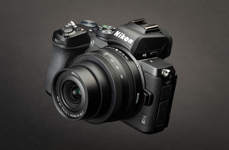 Nikon Z50 z wykrywaniem oka przy filmowaniu po aktualizacji oprogramowania do wersji 2.40
