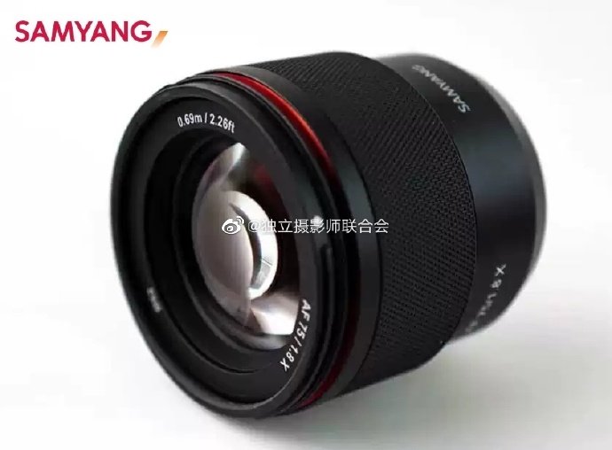 Samyang 75mm F1.8 w mocowaniu Fujifilm X