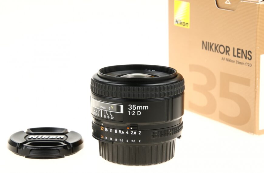 Nikon Nikkor 35mm F2 D
