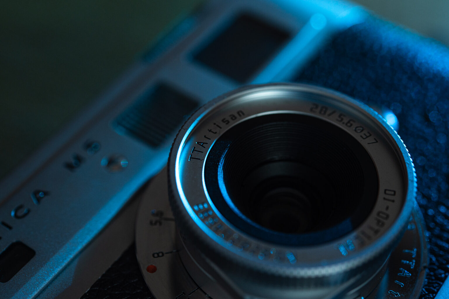 Zobacz jak na zdjęciach prezentuje się obiektyw TTArtisan M 28mm F5.6