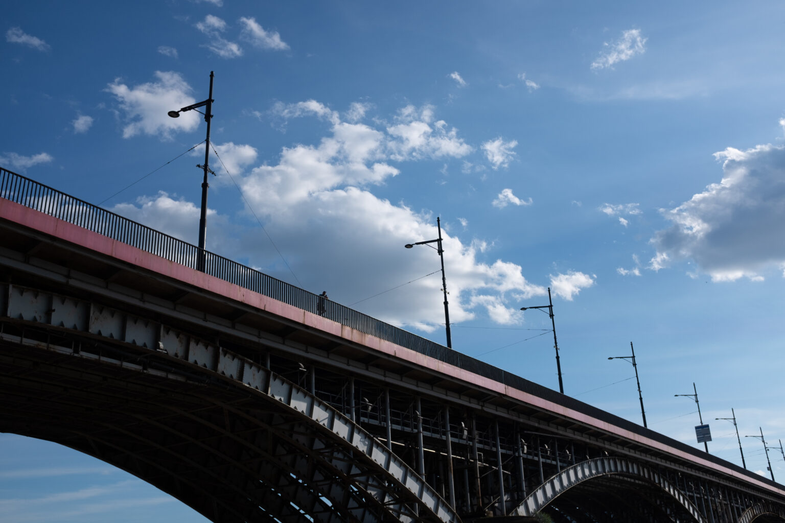 FujiFilm X100T idealny wakacyjny kompakt. Czy jest lepszy od FujiFilm X100V?