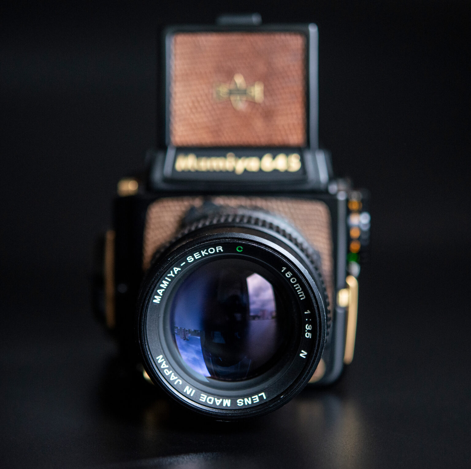 Mamiya 645 1000S Gold Lizard