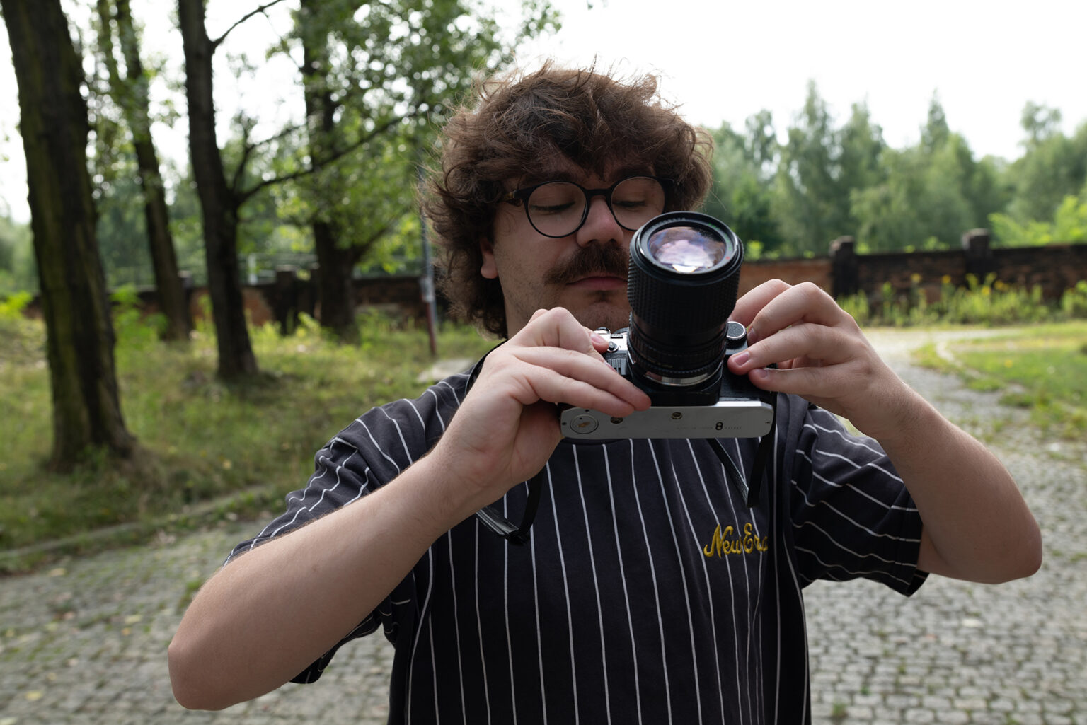 Aparat, bezlusterkowiec Leica SL2 z obiektywem Leica 35mm F2.5 Summarit-S