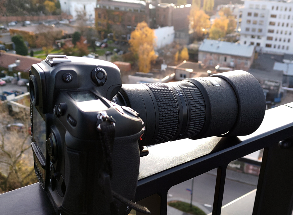 Nikon D2Xs APS-C z sensorem 12,84MP z obiektywem Nikkor 80-200mm F2.8 D ED "New"