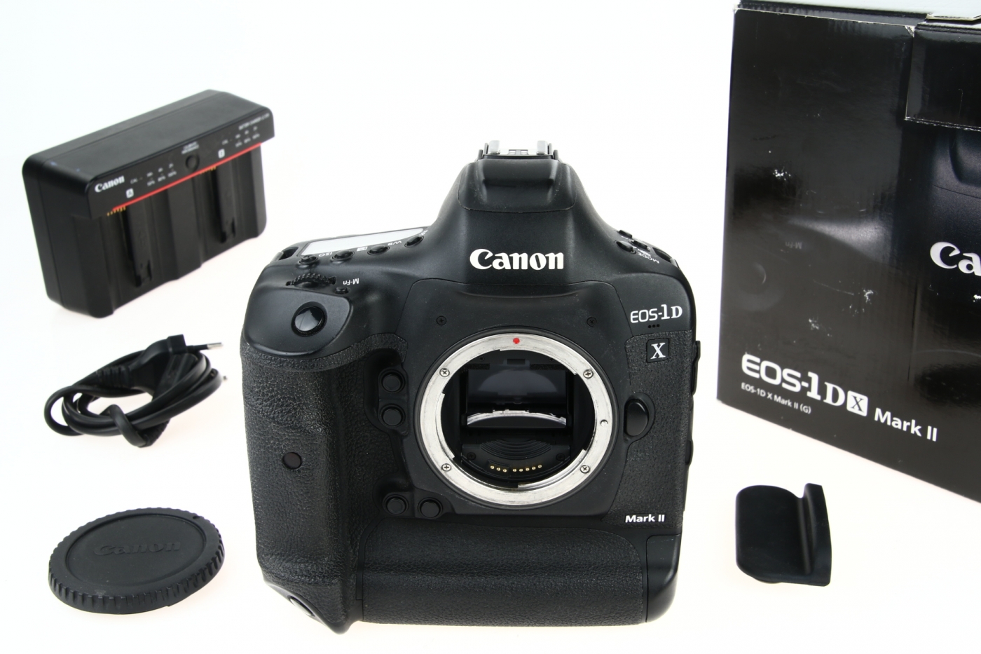 Lustrzanka cyfrowa kontra bezlusterkowiec Canon EOS-1DX Mark II