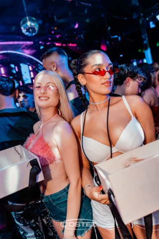 20250630092943_20250627_costeznikita_moodymiamivice_11.png