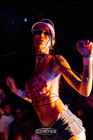 20250630093143_20250627_costeznikita_moodymiamivice_37.png