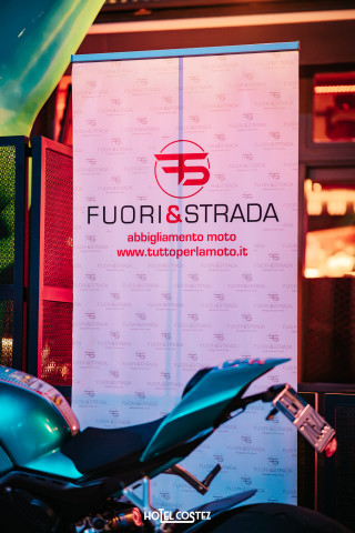 Friday ENCORE al Hotel Costez, foto 1 di 100