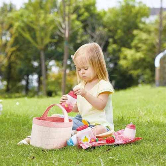 TODDLER PICNIC BASKET