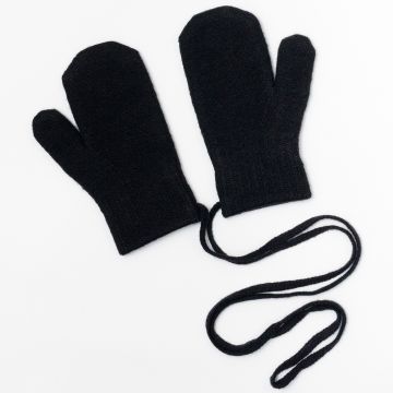 В'язані рукавиці дитячі ДоРечі на шнурку 0-18 міс Чорний 2061