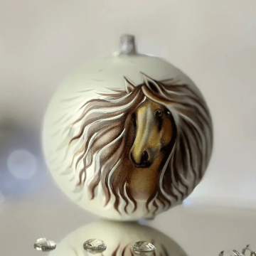 Новогодний шар на елку Santa Shop Символ года 2026 Мрійливий кінь Белый 8,5 см 4820001180534