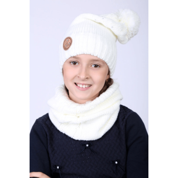 Шапка детская зимняя для девочки  Олта Молочный от 5 до 8 лет 80-802017 52-56