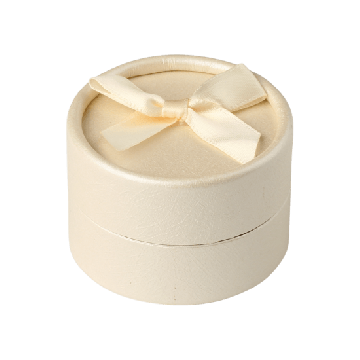 Футляр для прикрас Молочний FK-221