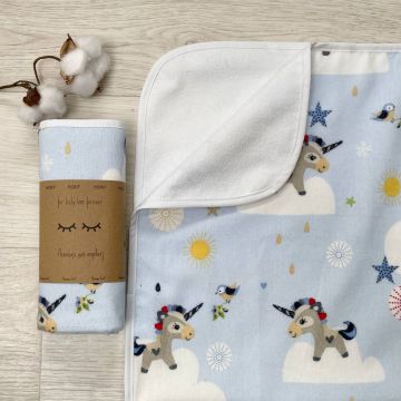 Непромокаемая пеленка для детей Маленькая Соня Единорог Фланель Голубой 50х80 см 11565732