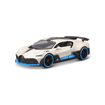 Модель машинки Maisto Bugatti Divo 1:24 Білий 31526 met. white