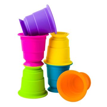 Детская игрушка тактильная Fat Brain Toys Suction Kupz Мягкие чашки 6 шт F183ML