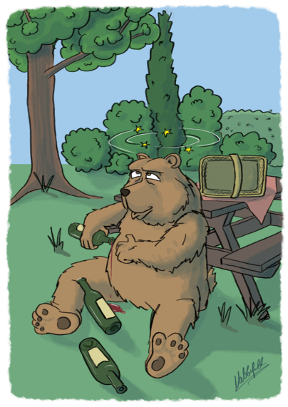 Ein ziemlich betrunkener Bär sitzt, an eine Picknickbank angelehnt, vor zwei leeren Rotweinflaschen. Eine dritte Flasche hält er noch in der Tatze. Über ihm tanzen Sterne.