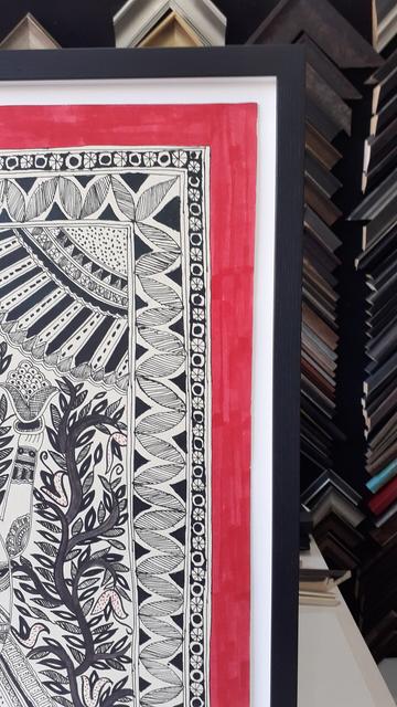 Close up of the top right corner, straight on.
