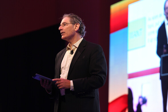 PCMA connected the dots: Photograph of Adrian Segar facilitating at the 2015 PCMA Education Conference, taken by and licensed from Jacob Slaton