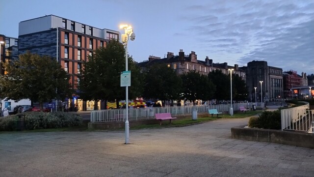 Views around the modern Fountainpark complex at dusk