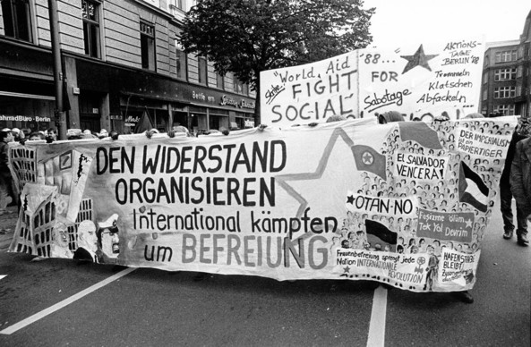29.9.1988. Autonome Demonstration mit rund 7.000 Teilnehmern