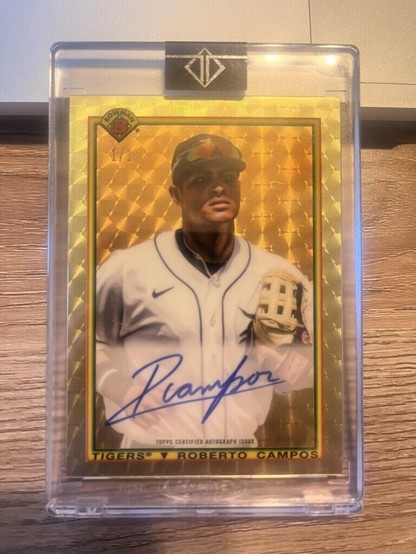 2022 Topps Transcendent Roberto Campos Superfractor auto (took a gamble & traded for this)