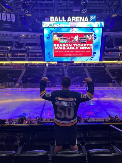 I'm on vacation and went to Ball Arena to watch the Avs play the Golden Knights in a preseason game. I paid homage to our favorite goaltender.