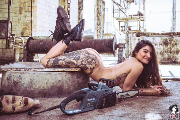 Alt model Svetlanna posing for the Suicide Girls photo set "Texas Chainsaw Massacre"