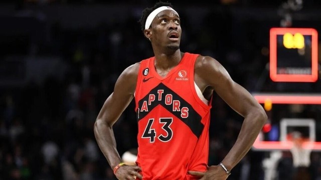 [Grange via The Raptors Show] "There's been no progress on an extension at all. There's been no approach from Toronto. From the players side (Siakam), they would absolutely want to jump on it. Right now, it's kind of a wait-and-see. "