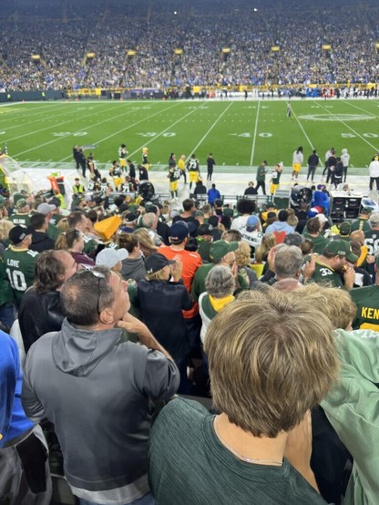 A die hard at the Packers-Lions game